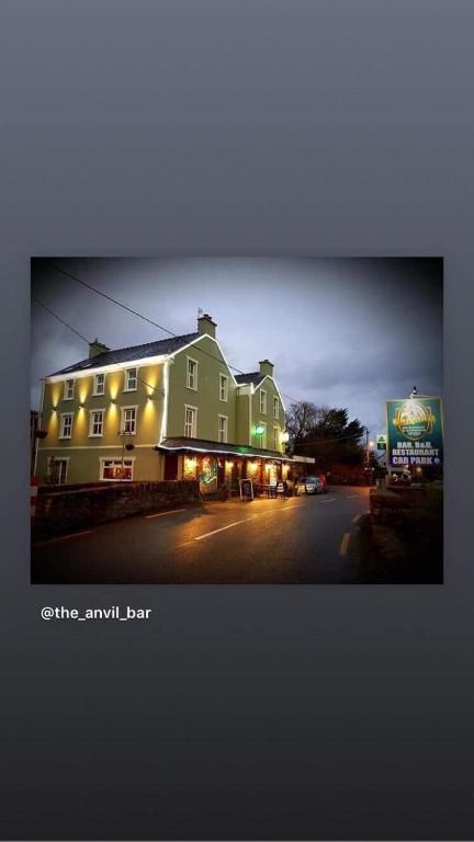 Отели типа «постель и завтрак» The Anvil Bar B&B Каслмейн-55